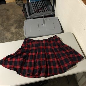SHEIN Curve Plaid School Skirt